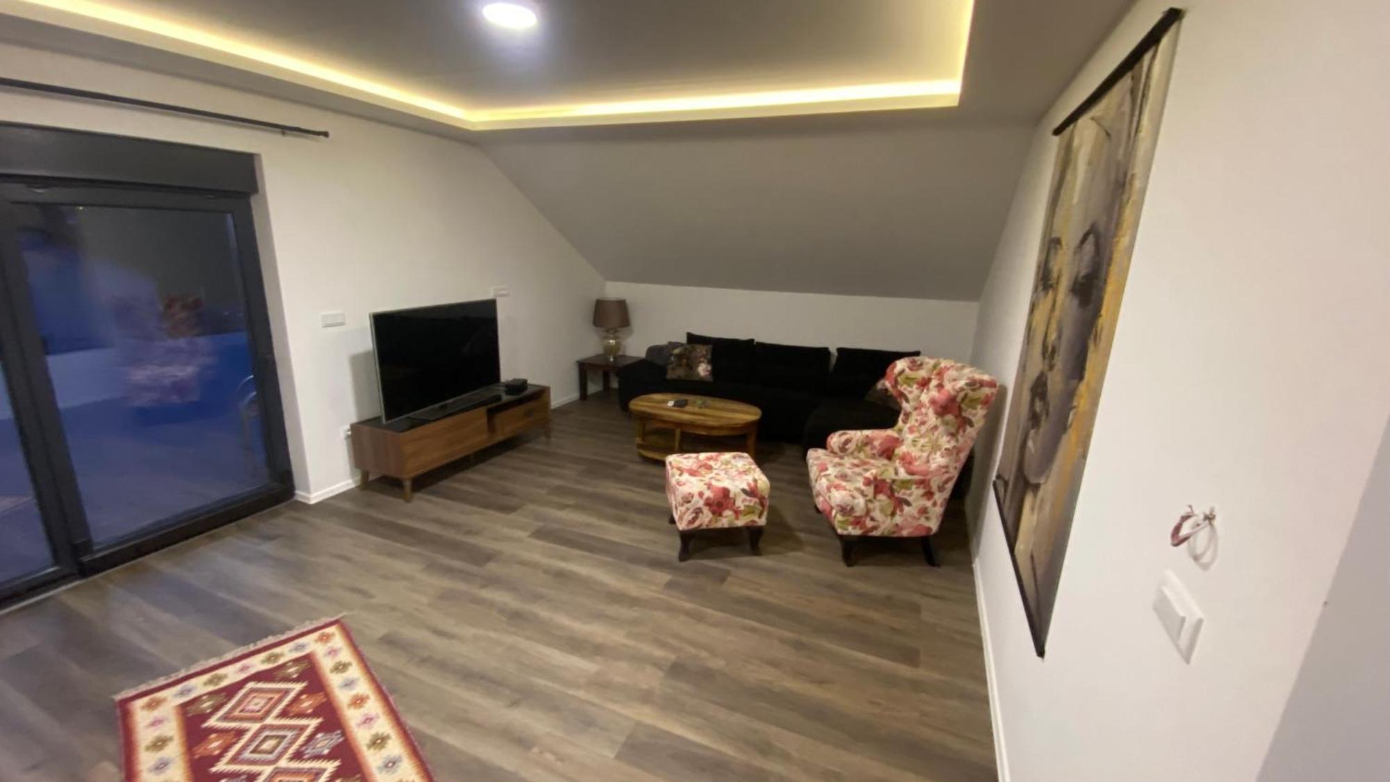 Cityview Apartment